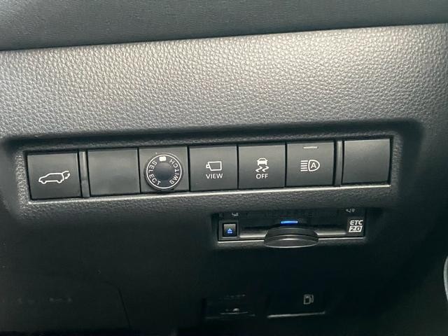 0900921A30260919W00115.jpg