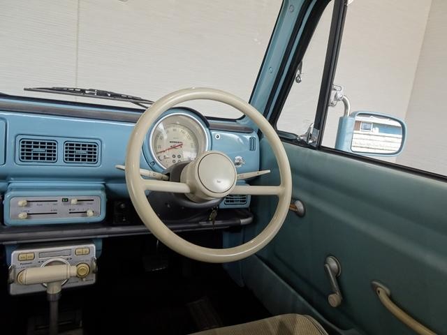 0551070A30260821W00216.jpg