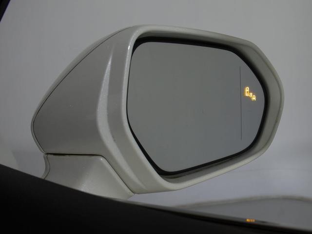 0560520A30260827W00219.jpg