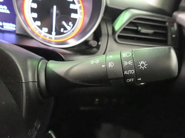 0230024A30260928W00111.jpg