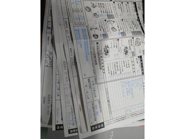 1000401A30260408W00109.jpg
