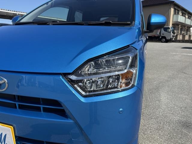 0704150A30260918W00111.jpg