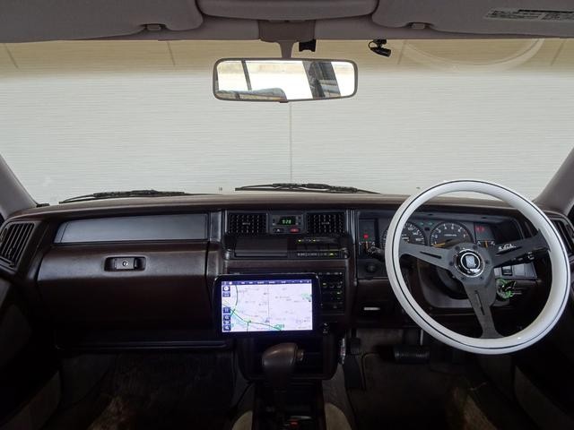 0551070A30260731W00202.jpg
