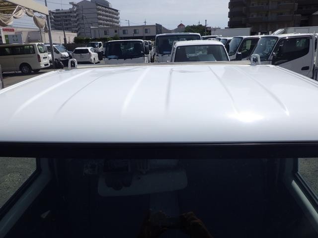 0704331A30260912W00115.jpg