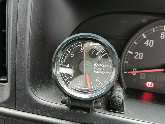 0508995A30260920W00316.jpg