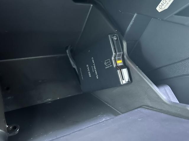 0208433A30260214W00115.jpg