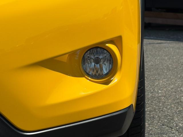 1201232A30260629W00111.jpg