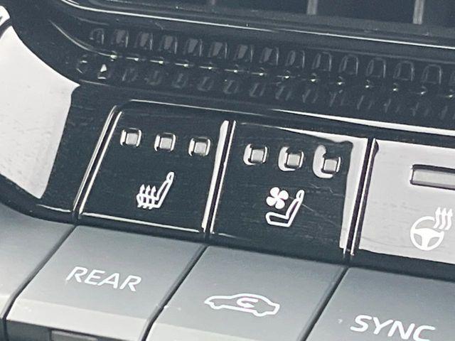 f0a8e2c8df9f66faca6c68de2214e1d4.jpg