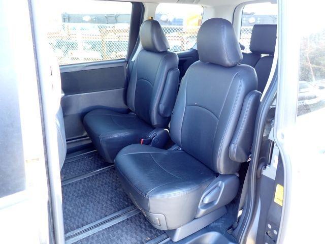 24365292_carP_l_14.jpg
