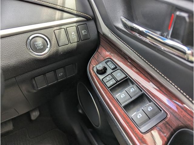 1001990A30260629W00109.jpg