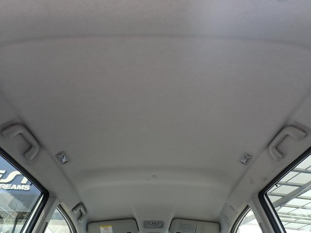 0708382A30260906W00112.jpg