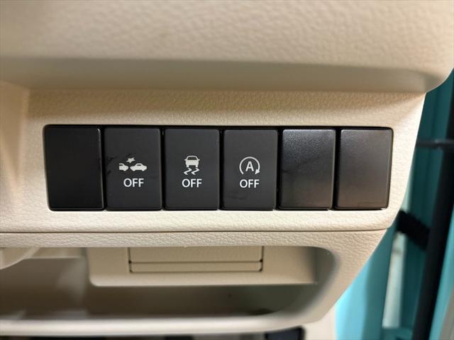 0303317A30260605W00106.jpg
