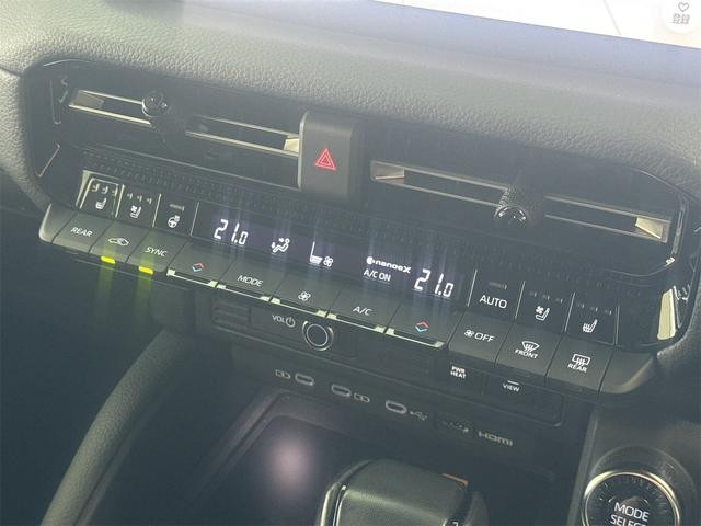 0402567A30260919W00118.jpg