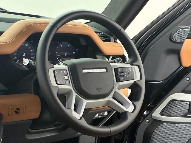 9500060A30260716W00208.jpg