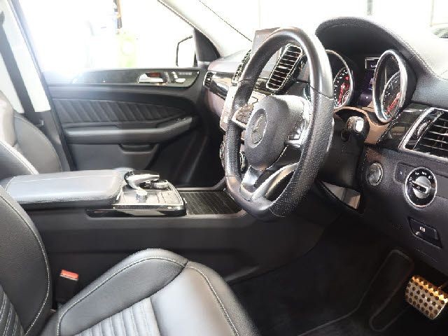 bbbf15a280a358e4e8233bac5a3d36ea.jpg