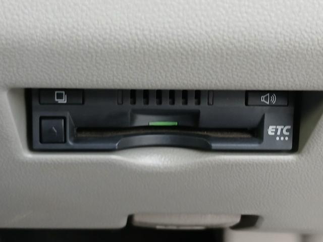 0404311A30260625W00110.jpg