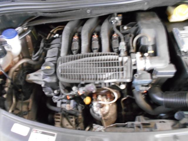 0804243A30251112W00116.jpg