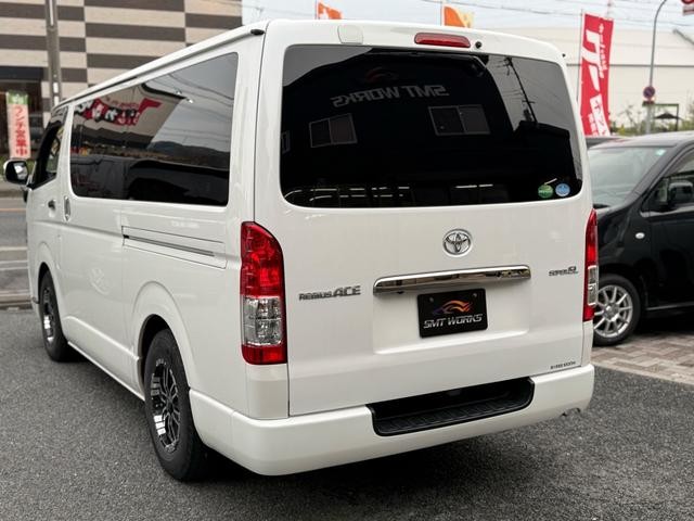 0708541A30260416W00317.jpg