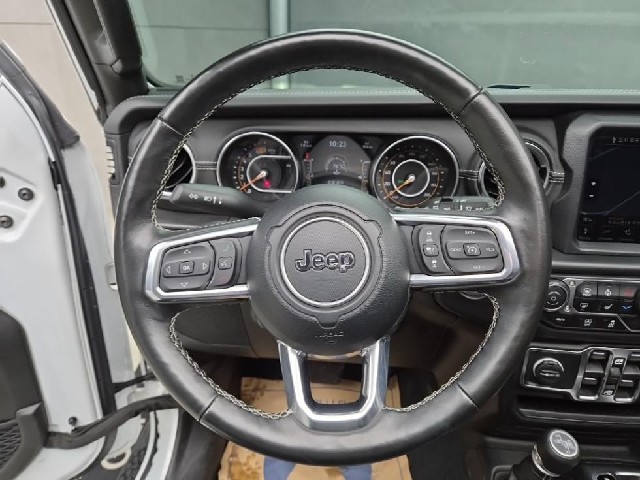 ae989c19b5cc6b601bb4575cbbae5110.jpeg