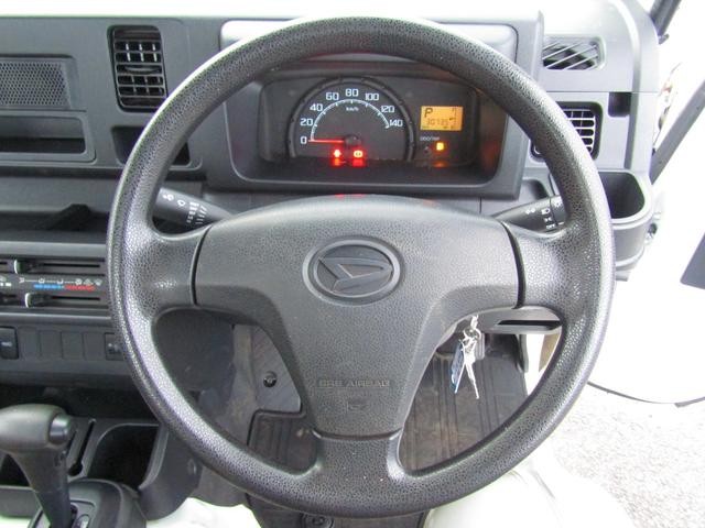 0510272A30260920W00315.jpg