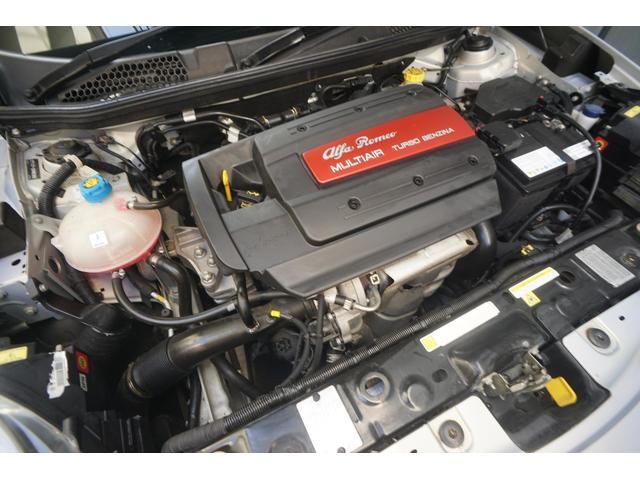 9570998A30260803W00118.jpg