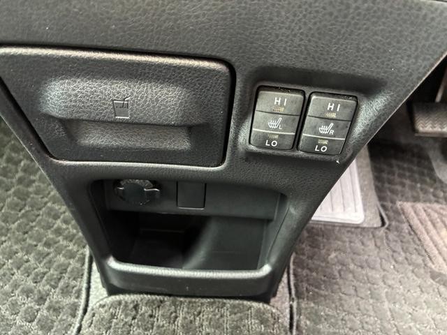 0720333A30260913W00119.jpg