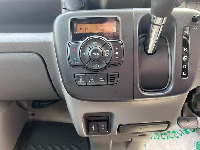 0500338A30260919W00218.jpg