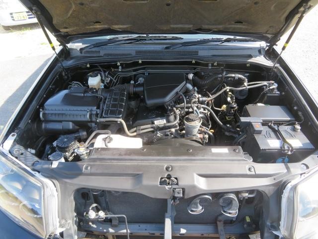 0506994A30261018W00103.jpg