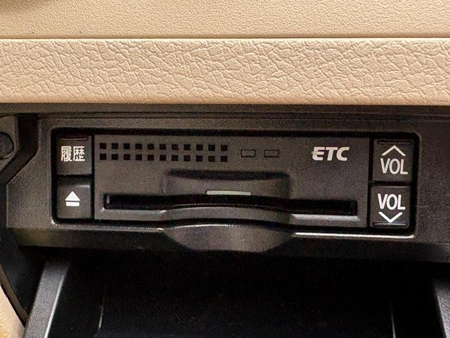 0205234A30260903W00217.jpg
