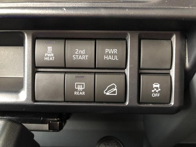 1020595A30260925W00214.jpg