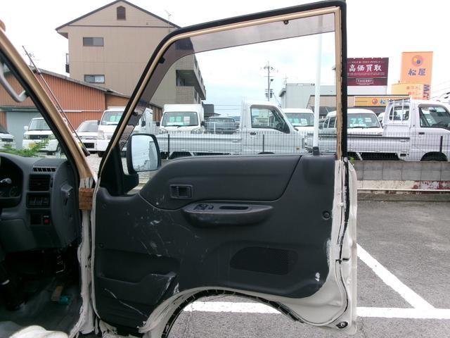 0740030A30260613W00115.jpg
