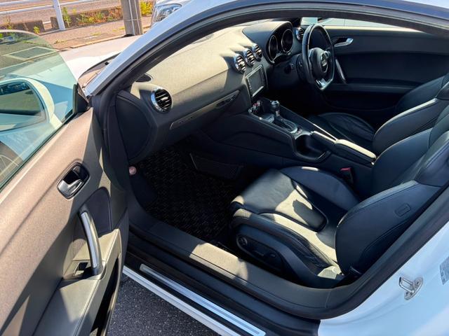 9540151A30260606W00319.jpg