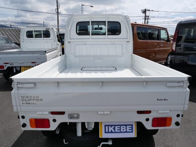 0803868A30260327W01208.jpg