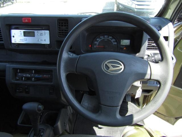 0903304A30260811W00411.jpg