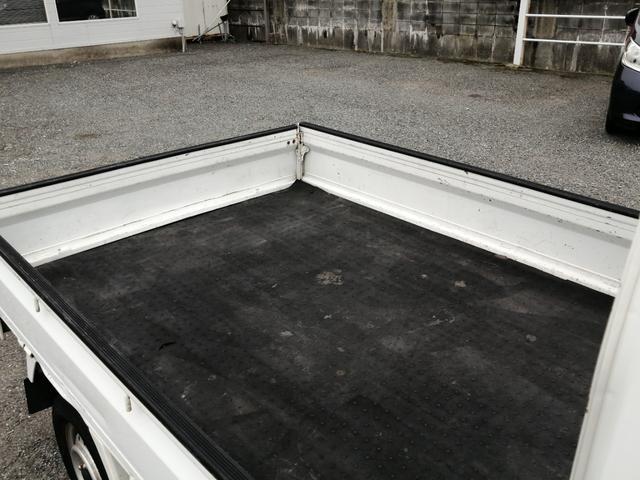 0802942A30260703W00110.jpg