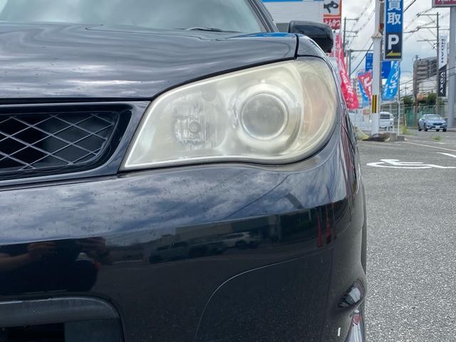 1002953A30260621W00119.jpg