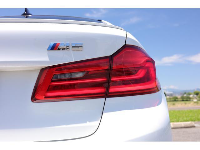 24496059_carP_l_2.jpg