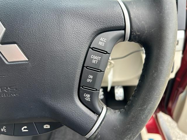 0561411A30260801W00113.jpg
