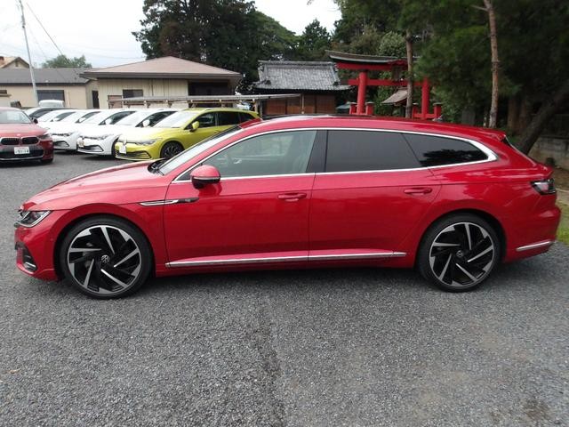 0561089A30261005W00108.jpg