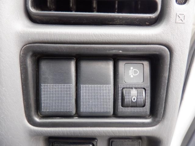 0709200A30260127W00115.jpg