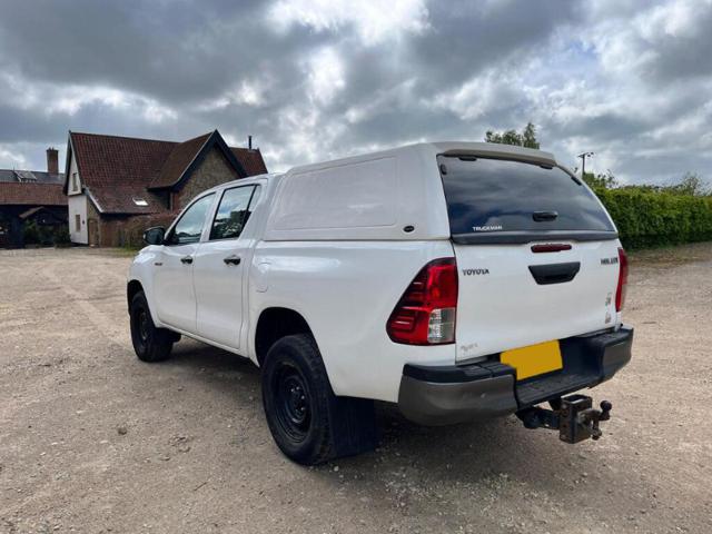 98b5ab52bcd62df8d5d9f51a73e4ebd7.jpeg