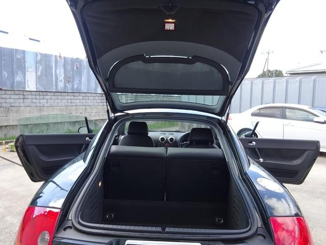 0403588A30260926W00210.jpg