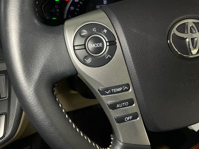 0541056A30260911W00215.jpg