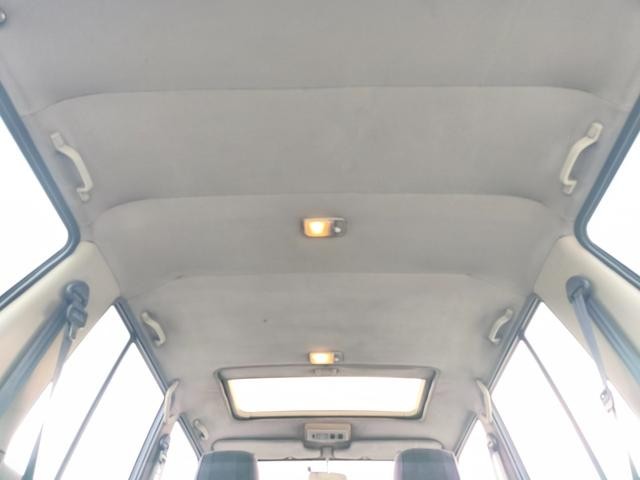 0404625A30260820W00116.jpg