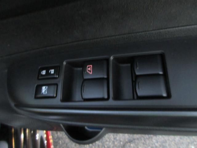 1002928A30260911W00115.jpg