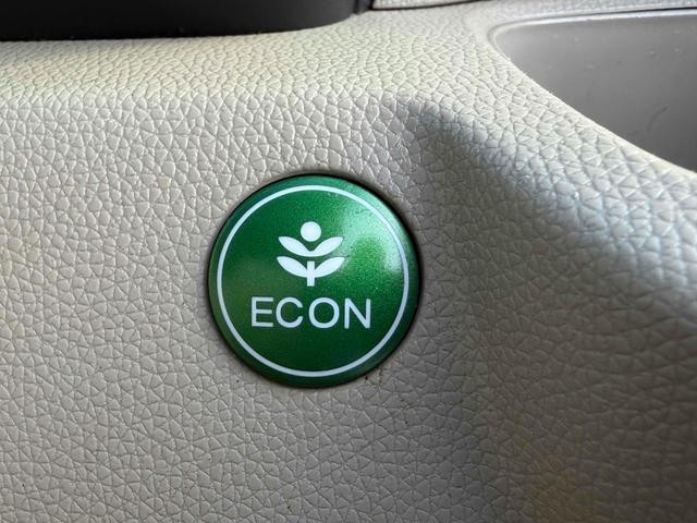 0202010A30260727W00205.jpg