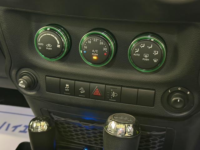 24500700_carP_l_20.jpg