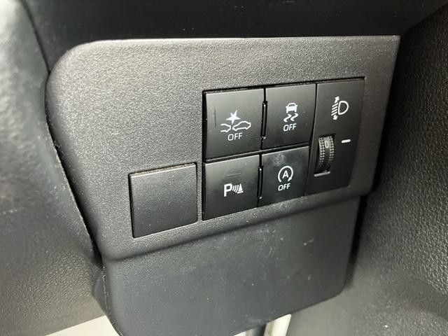 0301639A30260731W00112.jpg