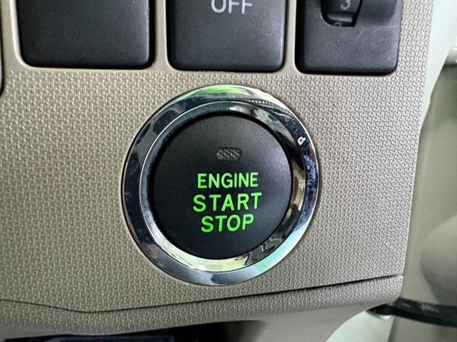 1001849A30260912W01410.jpg