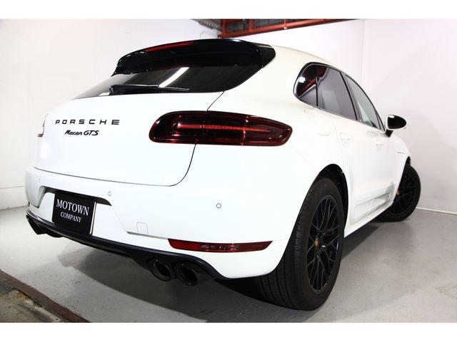 377b1f530e32e6a846a9853cb91435e2.jpg